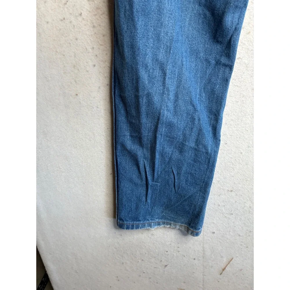 Wrangler Cowboy Cut Mens 35x30 Medium Wash Blue Denim Straight Leg Jeans A201